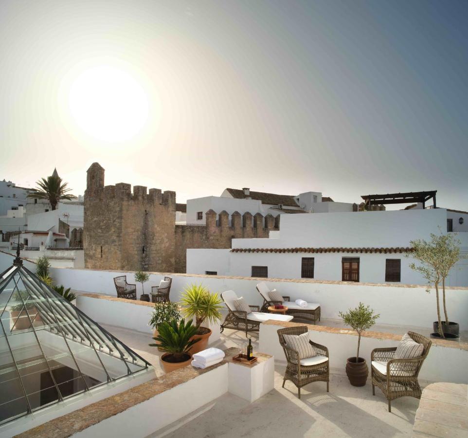 Hotel Plaza 18 - Grupo Califa Vejer de la Frontera Extérieur photo